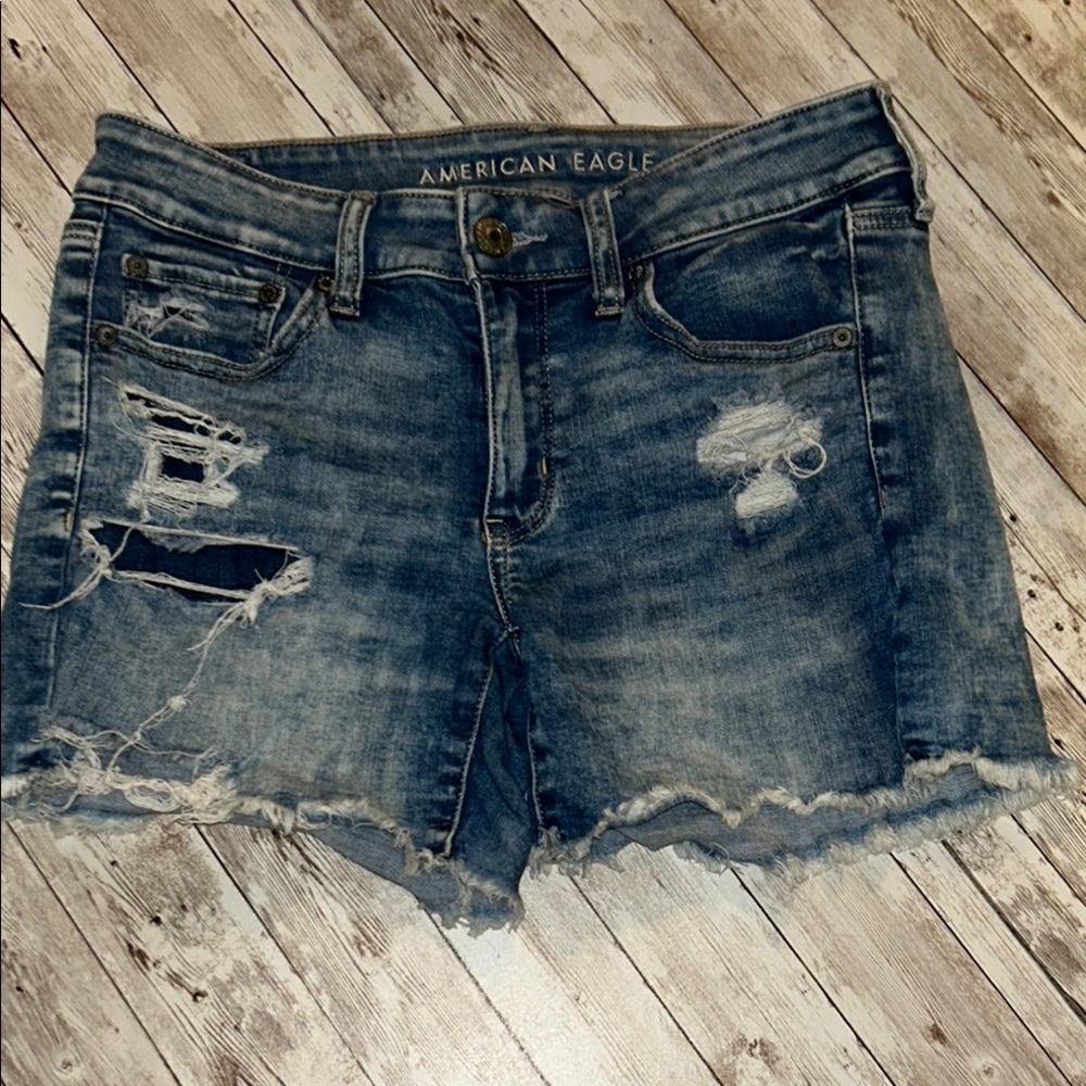 “American Eagle” next level stretch denim, ripped, 5” inseam shorts - size 8